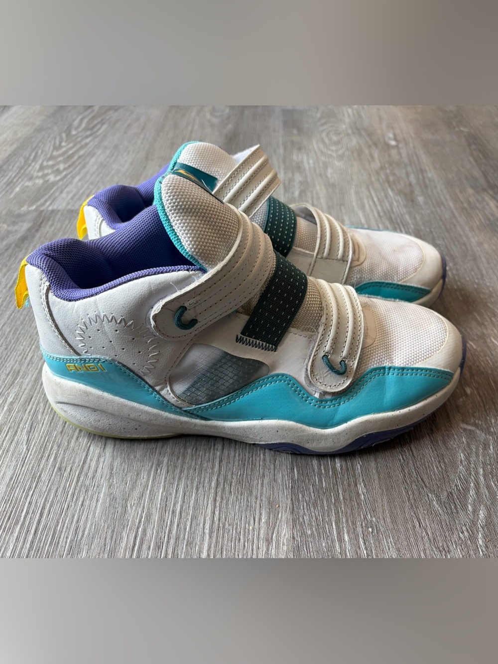 And1 Big Boys Basketball Sneakers Size 6